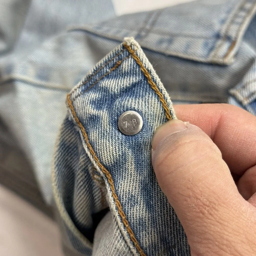 Vintage Levi's 550 Jeans Men's fit 34x32 Blue Y2K‎  Heavily Stained Out Whisker